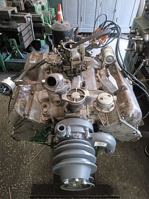 Двигатель на ЗИЛ 130