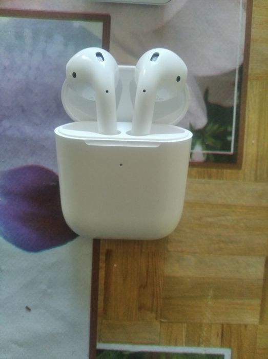 AirPods (Dubai 2.2 Lux version)