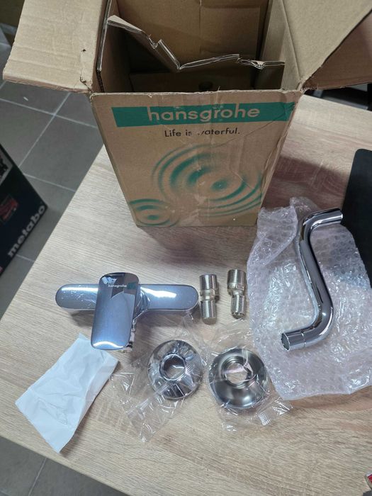 Baterie bucatarie Hansgrohe Logis cu montaj pe perete crom