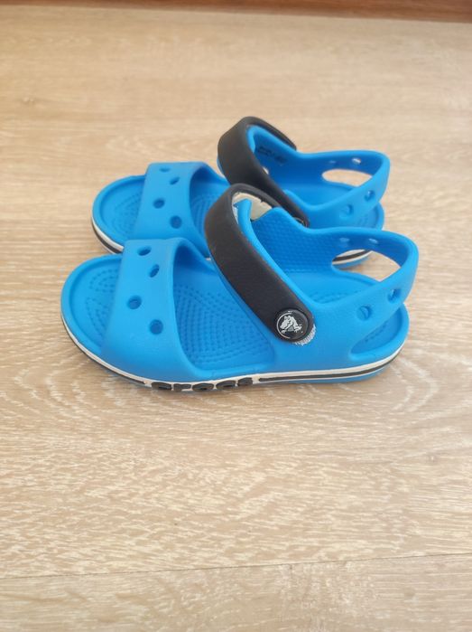Сандалии crocs c7 (23-24)