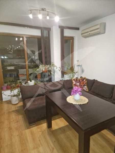 Продава се Тристаен апартамент в Пловдив, Христо Смирненски - 82 кв.м за 1832 €/кв.м - Снимка #2