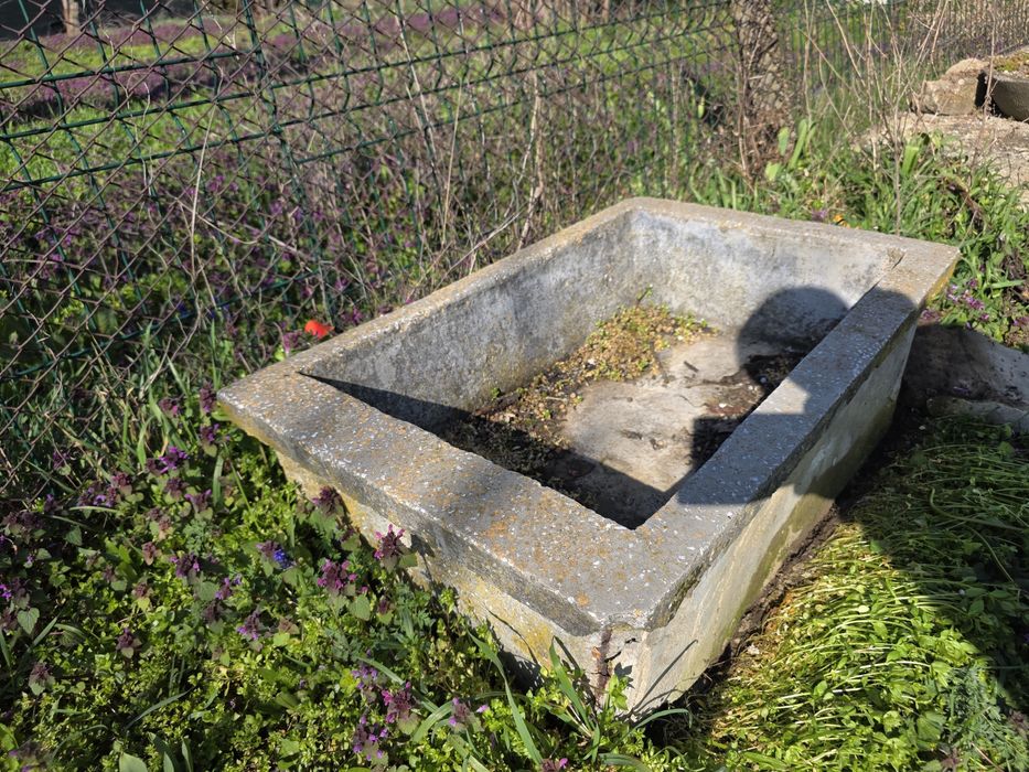 Корито          .