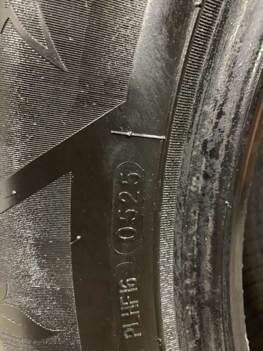 Продам шины R16 215/60