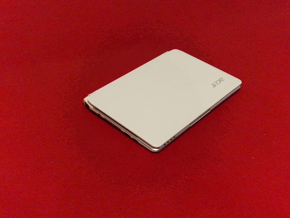 Laptop Acer perfect funcțional
