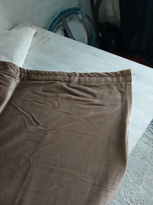 Шторы на зал,велюровый