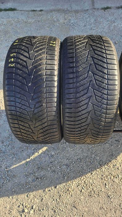 275/40 R20 • Iarna • Yokohama BluEarth Winter V905 106V XL | 2 buc | DOT 2022 | Pret/buc