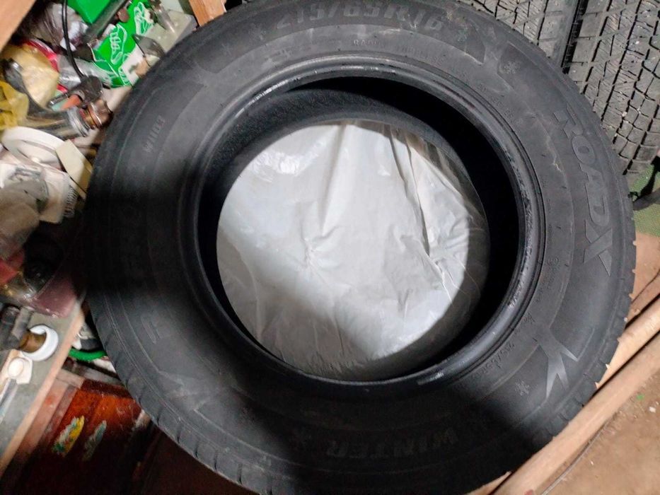 Автошины зимние 215/65 R16