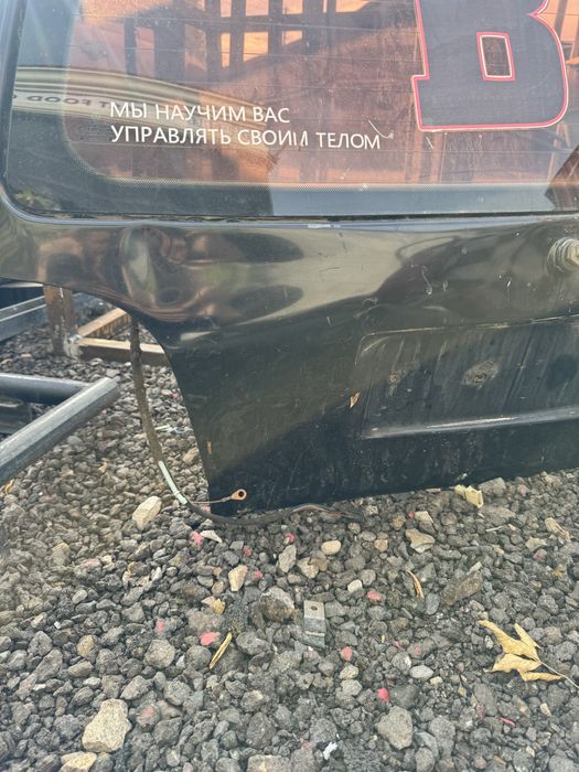 Крышка багажника гольф 3