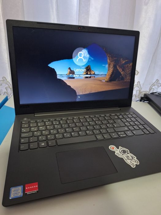 Lenovo notebook .