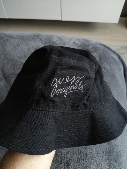 Guess pălărie unisex neagra cu logo brodat mărime OS noua originala