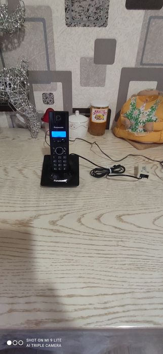 Домашний без проводной телефон