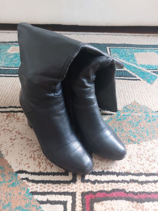 Продам сапоги  размер 38