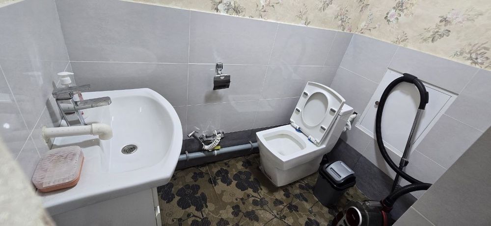 Срочно продаётся 3х комнатная квартира 77м.кв