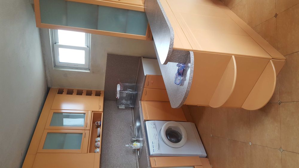 Продава се Къща в София, Връбница 1 - 610 кв.м за 295 €/кв.м - Снимка #2