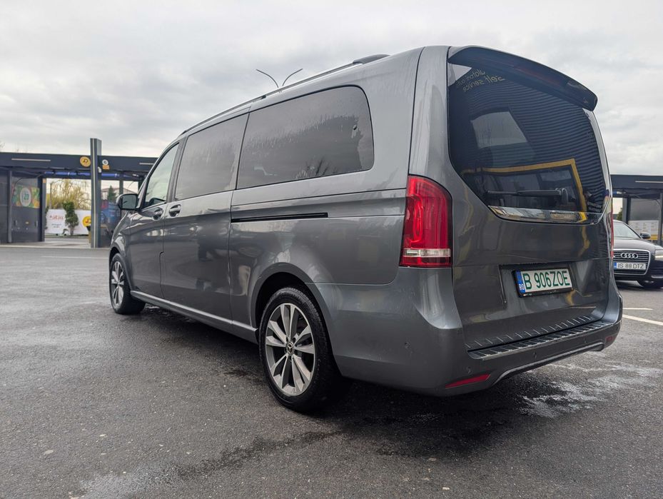 Inchiriez Masina La Ramanere Mercedes EQV 2024 100KW pentru Uber, Bolt