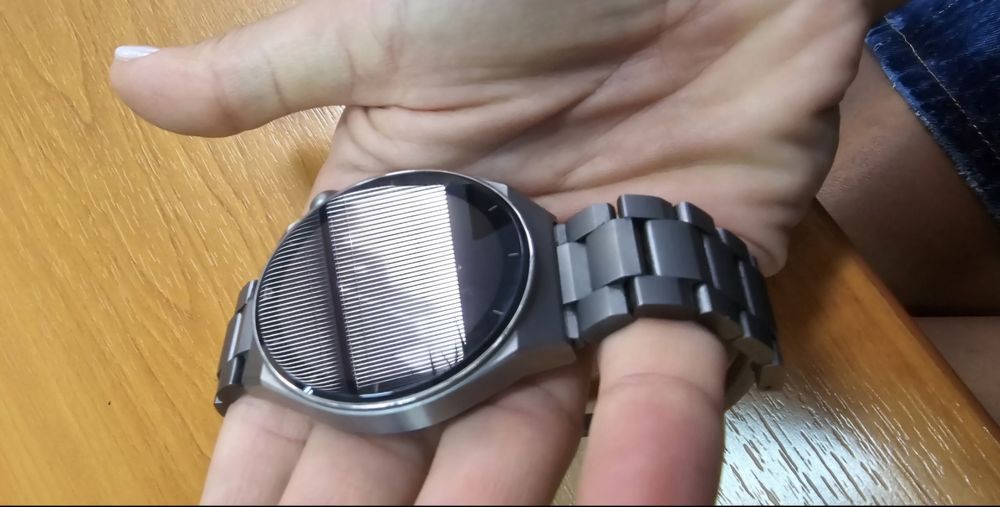 Часовник Huawei GT 3 Pro