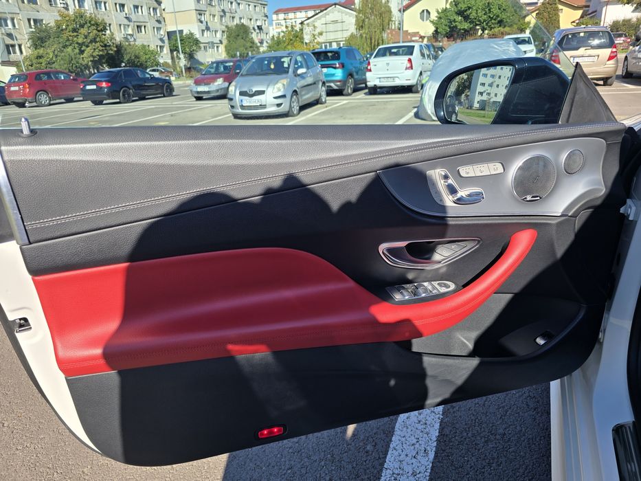 vând mercedes E220d coupe