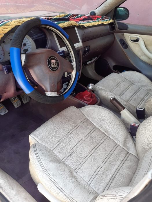 SEAT Leon 2003 — imagine 2