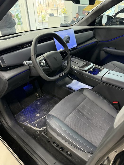 Voyah Courage nalichida bor