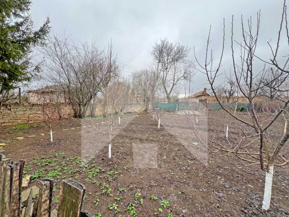 Продава се Къща в Нови пазар - 100 кв.м за 143 €/кв.м - Снимка #17