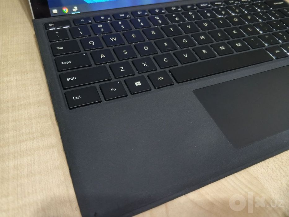Microsoft Surface Pro 7 12,3" 2,5K Touch/CORE i5-1035G4/8GB/256GB NVMe