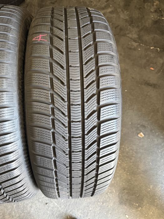 4 anvelope iarna 235/55/19 Continental 7.7-7.8 mm!