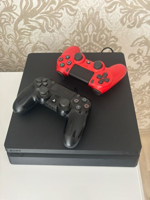 PS4 Slim 500GB + 2 джойстика + GTA 5