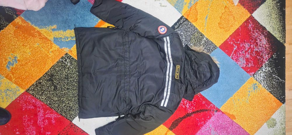 Яке Canada goose Snow Mantra