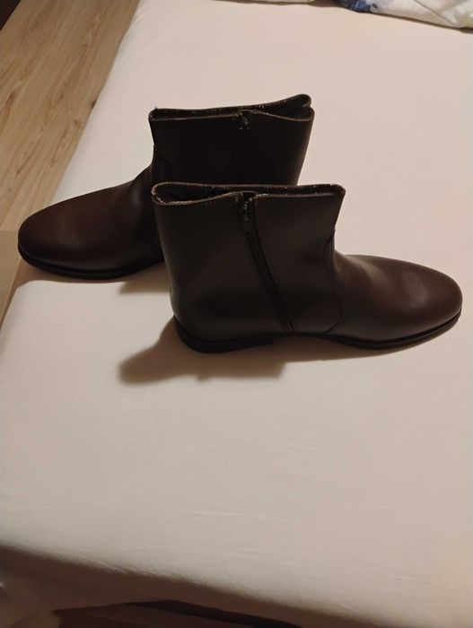 Обувки от естествена кожа