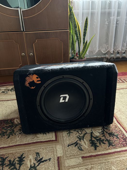 Продам колонки , сабвуфер и усилитель