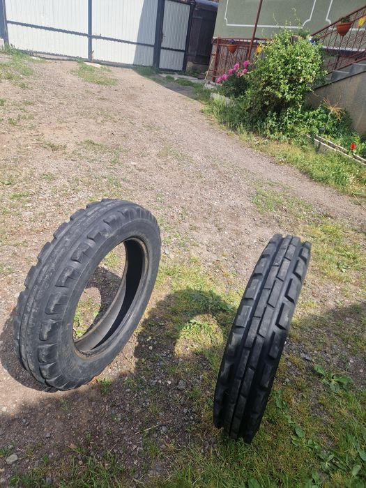 De vanzare 2 anvelope 6.50/20