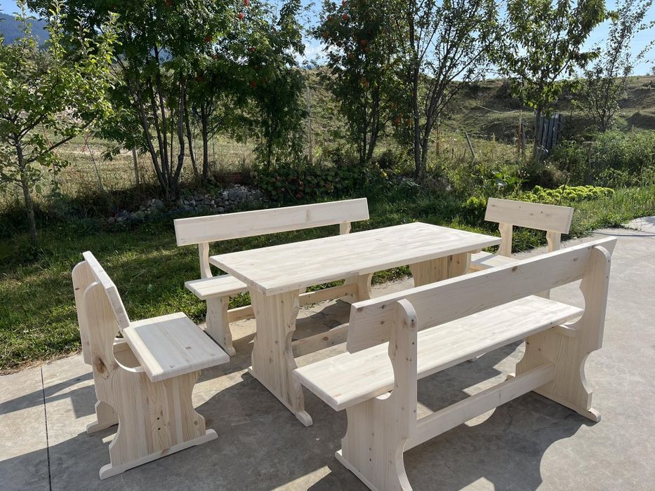 Маси от масив кухненски холни за механа и др.