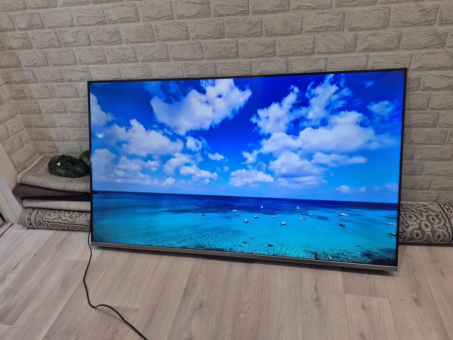 Телевизор 4к HDR TCL состояние хороший