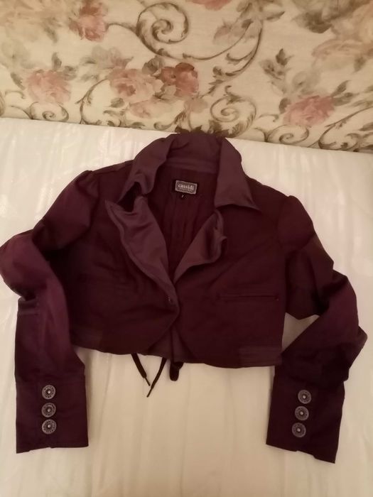 Лилаво късо сако Cassidi