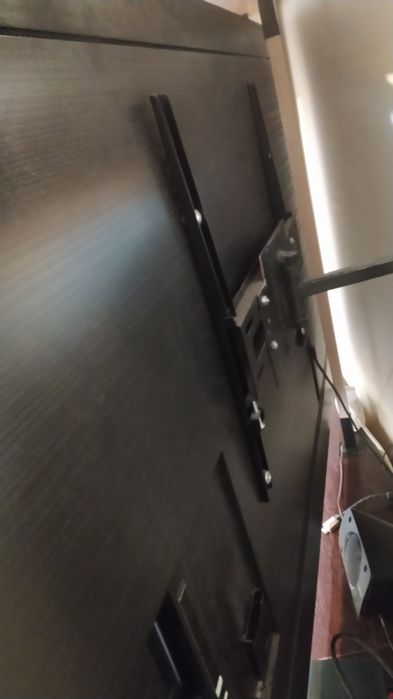 Телевизор Самсунг,65 инча