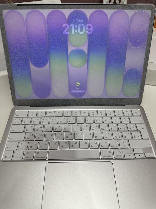 Продаю абсолютно новый Macbook Neo