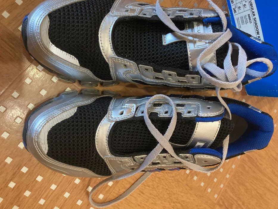 Кроссовки на мальчика