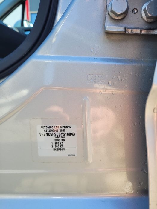 Citroën C4 (2011) - 1.6 Benzină