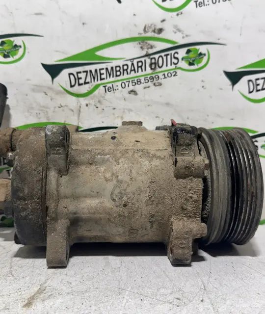 Compresor AC Volkswagen VW Golf 1995 1.6 MT (75 hp)