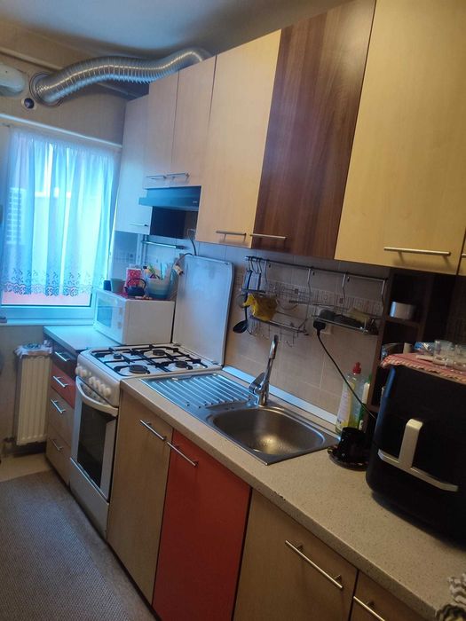 Vând apartament strada Oituz Suceava