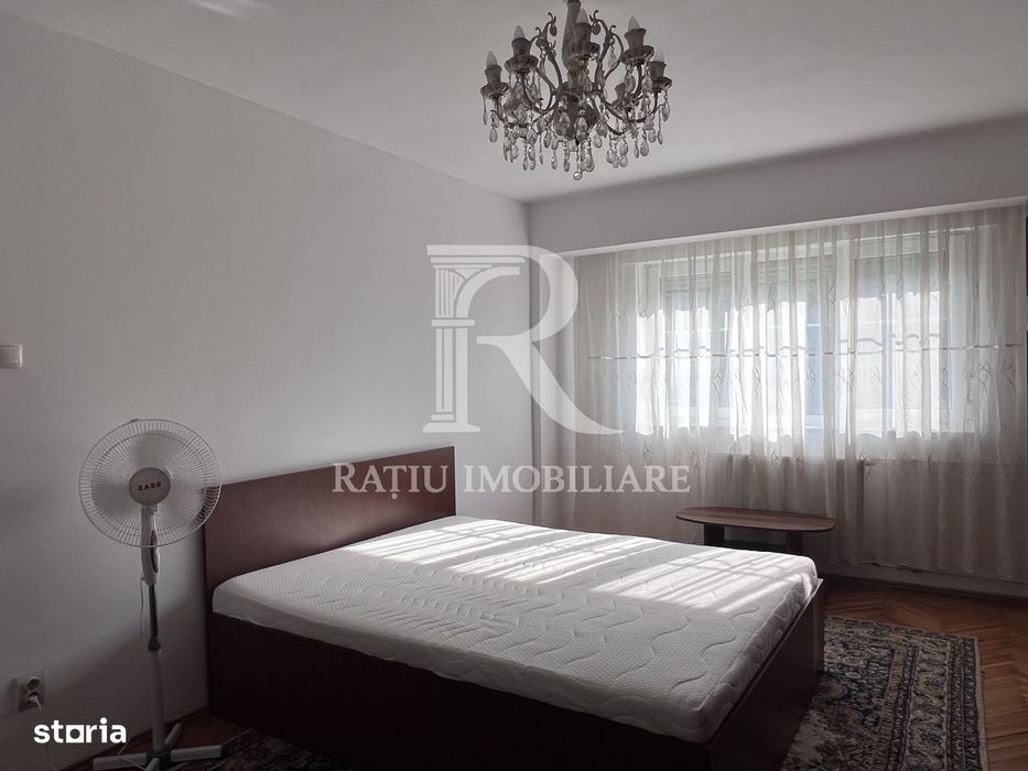 Apartament cu 3 camere | Costache Negruzzi | Decebal | Oradea — fotografia 2
