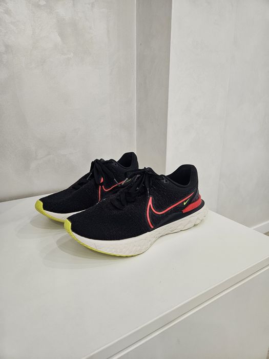 Nike react flyknit 44.5 - като нови