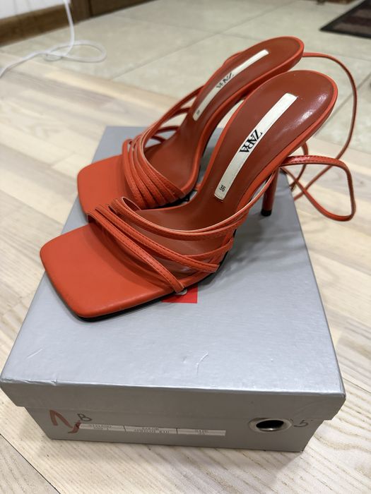 Распрожада брендовой  обуви