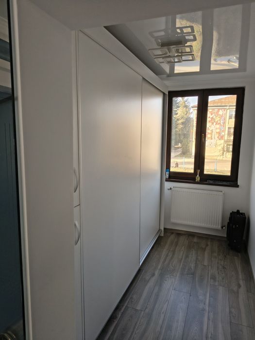 Vând apartament 3 camere