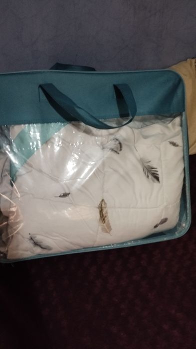 Одеяло красивое в отличном состоянии