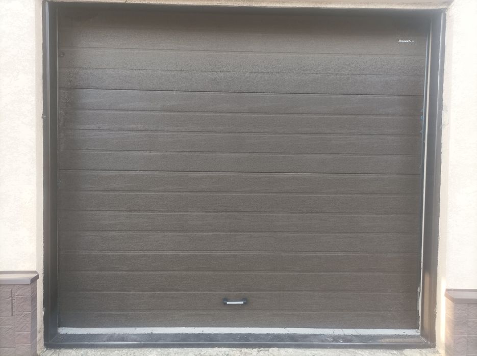 Ворота гаражные утеплённые
