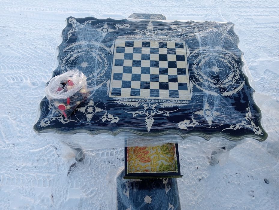 Шахматный стол ручная работа