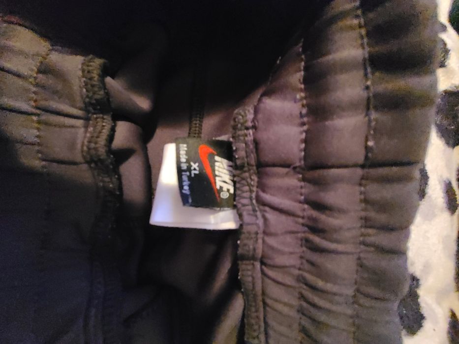 De vânzare pantaloni nike