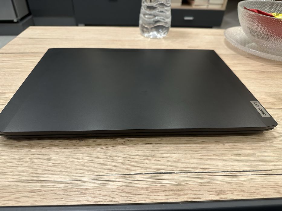 Лаптоп леново гейминг