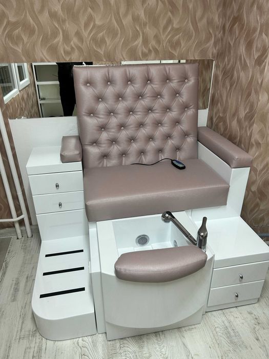 педикюрен стол професионален с хидромасажи от производител